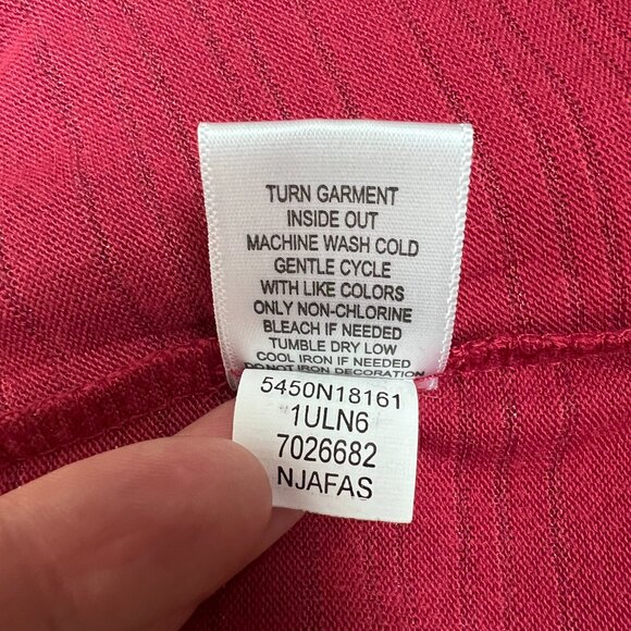 ONE WORLD Top Womens 2X Red Studded Metallic Tattoo Stencil 3/4 Sleeve Plus New - Picture 12 of 13